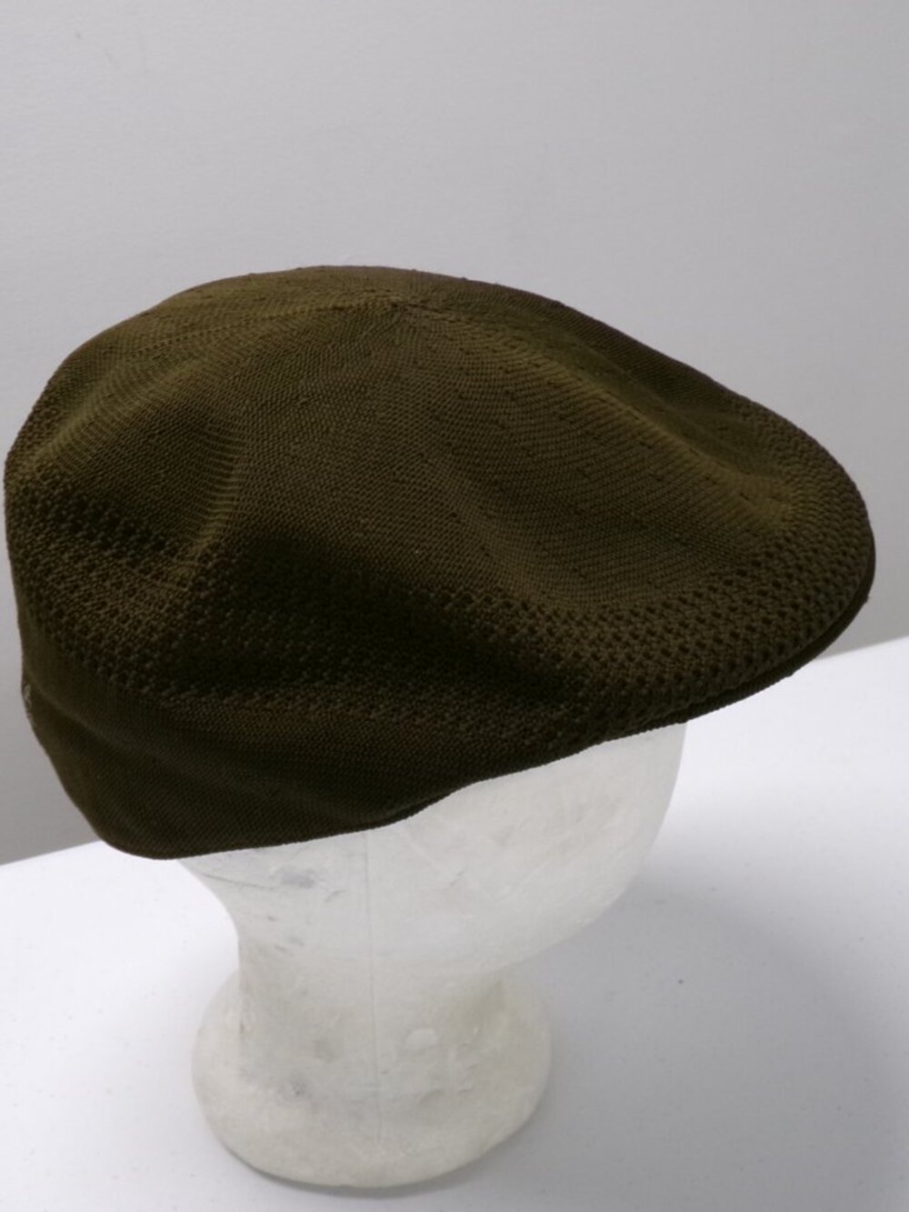 KANGOL Kangaroo Logo Ventair Hat Brown sz XL Stretch Fit Golf Flat Newsboy Cap